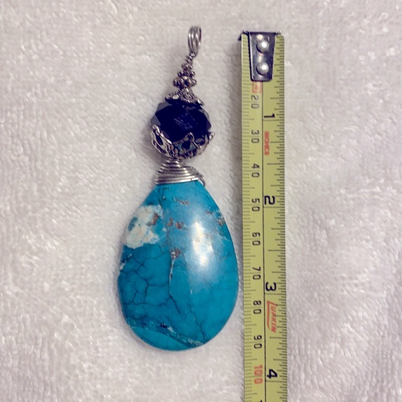 Fashion Jewelry - Turquoise Pendant - Picture 5 of 6